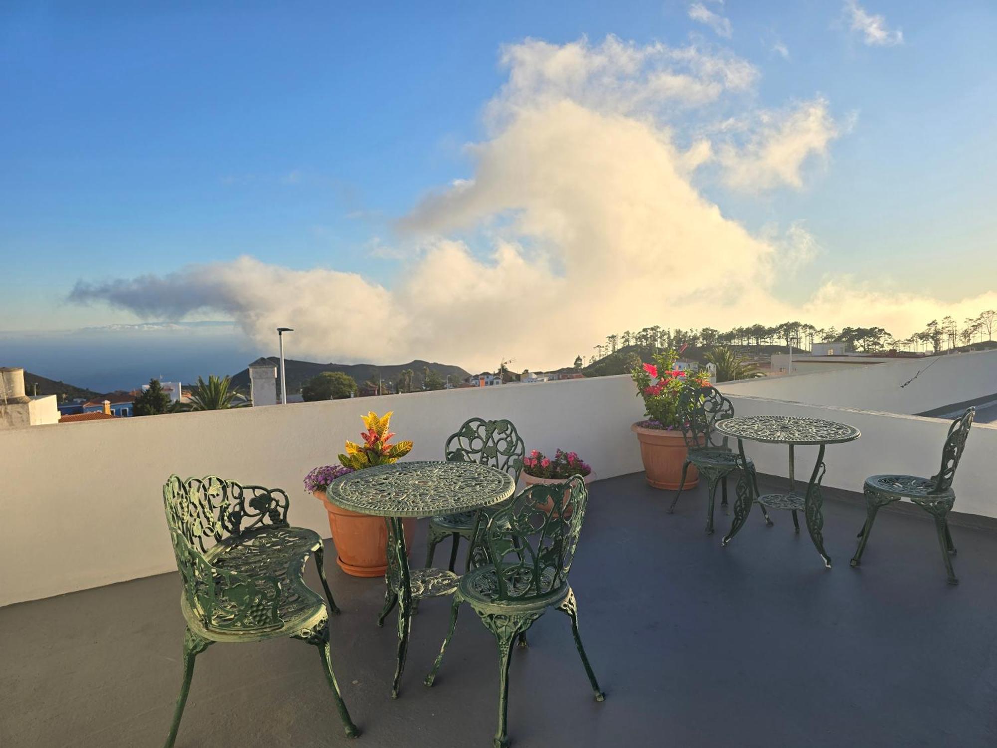 Apartamentos Los Volcanes Fuencaliente de la Palma Eksteriør bilde
